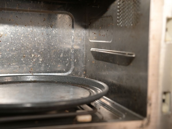 「コレは知っておきたい」　電子レンジ使用時のNG行為とは？