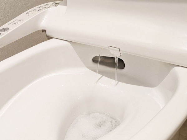 １０年以上の使用は注意して　『温水洗浄便座』の寿命に「マジ？」「確認する」