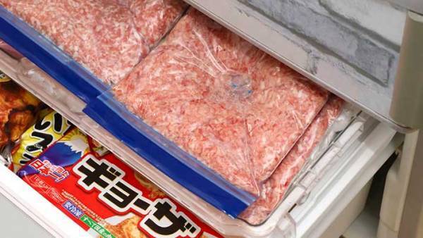 現役シェフが教える『ひき肉の冷凍方法』　冷凍庫に入れる前に…？