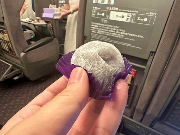 乗客を救った『大福』に２１万いいね　新幹線が台風で止まってしまい…？