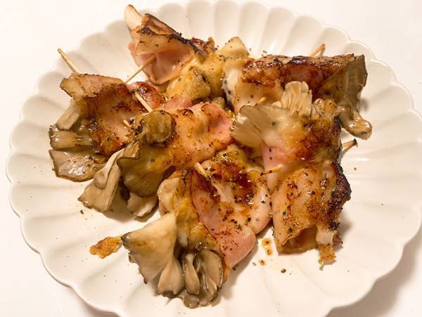 舞茸のベーコンチーズ巻きが絶品！　雪国まいたけの提案に「無限に食べたい」