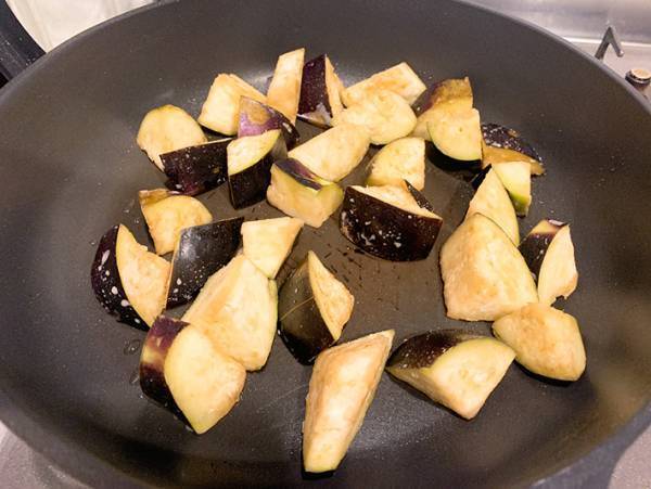 茄子にポン酢しょうゆとバター？　企業の提案に「お米何杯でもいける」