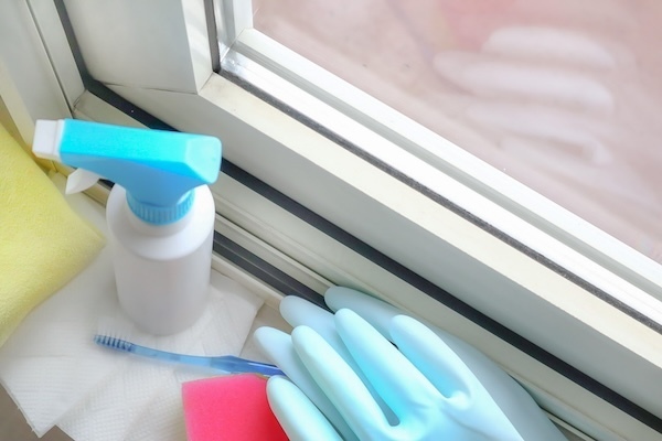 隙間掃除が効率化！　歯ブラシの先端をカットすると「めっちゃ快適」