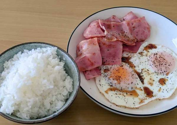 「３６歳独身の３連休の朝ご飯」　大絶賛の朝食に「こういうのでええんだよ」