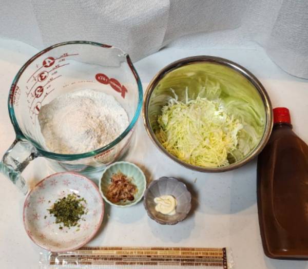 箸にくるくる巻いてみて　たこ焼き粉の活用レシピに「すごすぎ」「天才！」