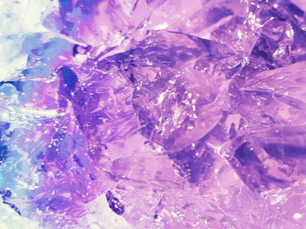 キラキラとした見た目もかわいい！　火を使わずに作れる『キラキラ宝石ゼリー』が簡単すぎる