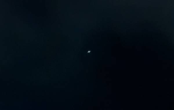 月と土星が一緒に…　写真家の１枚に「初めて見た！」「大感激」