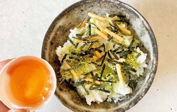 お湯を使わない『お茶づけ海苔』の使い道　「簡単すぎ」「小料理店の味」