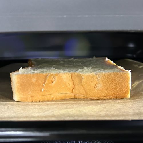食パンに切れ込みを入れると？　試した結果に「毎朝コレ」「間違いない」