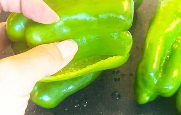 ピーマンの種は捨てないで！　全農の発想に「奇跡的」「子供たちが奪い合い」