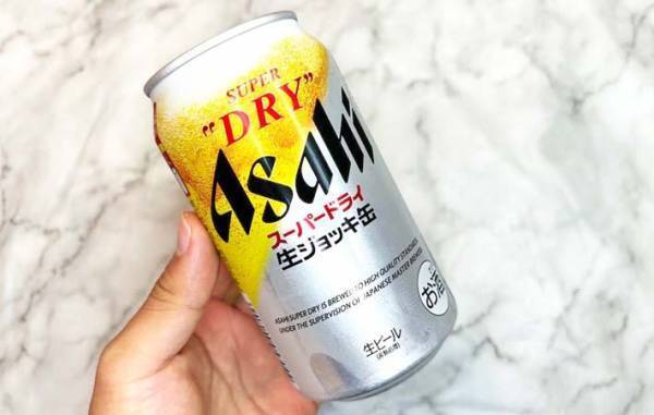 逆さまにして置くと？　試した結果に「缶とは思えない」「クリーミー！」