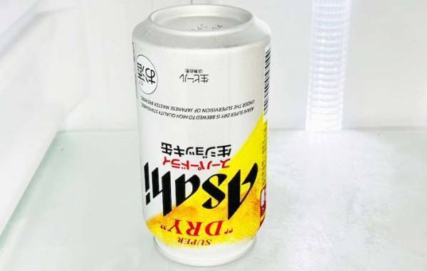 逆さまにして置くと？　試した結果に「缶とは思えない」「クリーミー！」