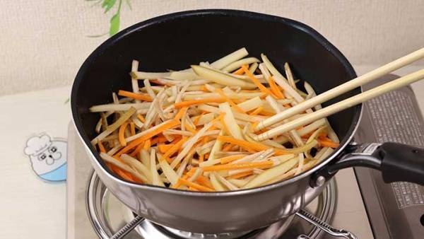 意外と思い付かない『イモ』の食べ方　現役シェフの投稿に「その発想はなかった」