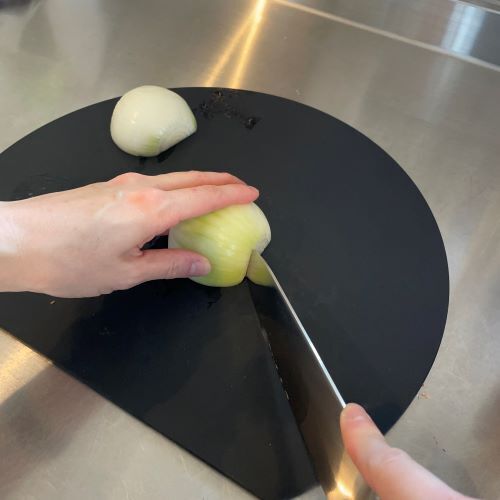 タマネギの皮、縦にむいてない？　正解に「勘違いしてた」「初耳だった」