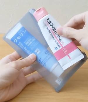 中が透けて見えるから便利！　『無印良品』のペンケースの活用法