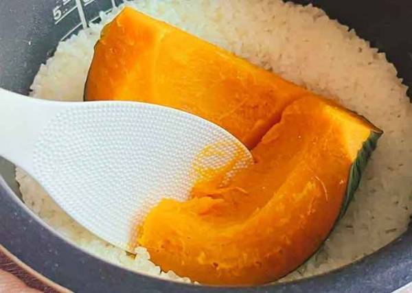 炊飯器で？　秋の味覚を楽しむ料理に「早速作ります」