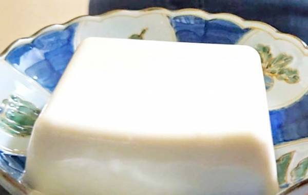 パック豆腐はこうして！　裏技に「ホントだ」「ちょっと感動」