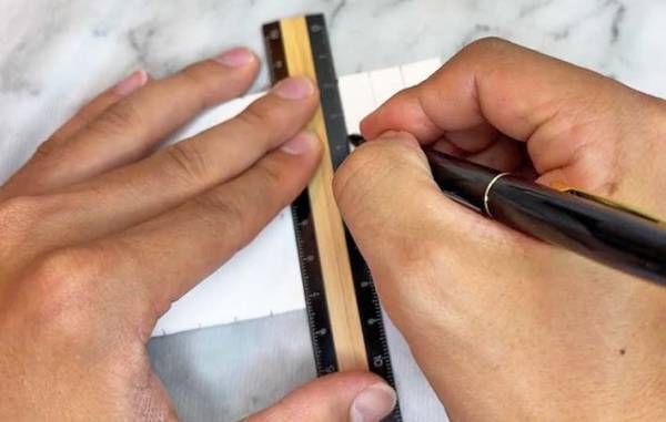 トイレットペーパーの芯を潰して…　できたモノが「かわいい！」「面影なし」