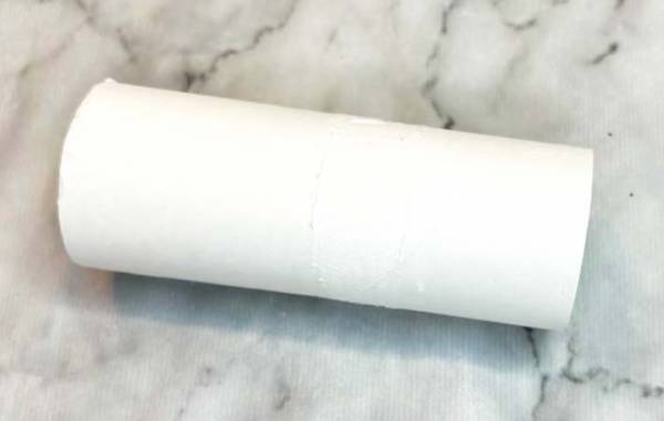 トイレットペーパーの芯を潰して…　できたモノが「かわいい！」「面影なし」
