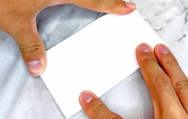 トイレットペーパーの芯を潰して…　できたモノが「かわいい！」「面影なし」