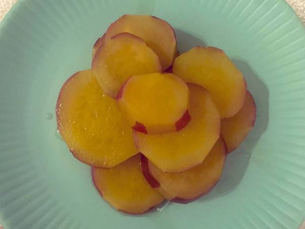 『サツマイモの甘煮』の裏ワザに驚きの声！　煮汁に使うのがまさかの？