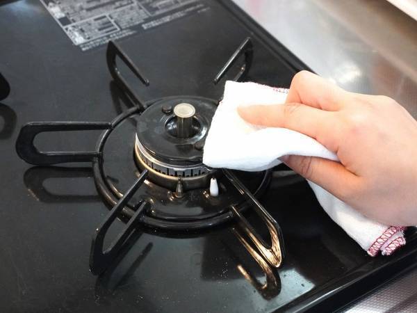 油汚れ、放置してない？　見て見ぬふりすると…　「ヤバ」「それは大変」