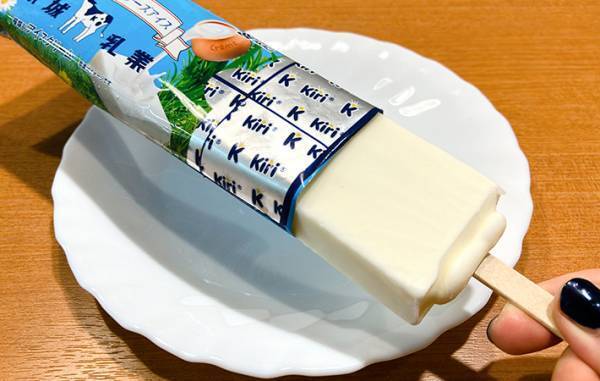 「最高なやつ」　話題の『キリ クリームチーズ』のアイスを食べてみた