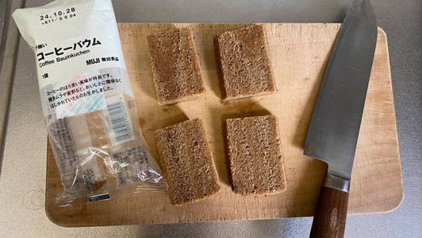 そんな食べ方があったとは！　無印の『不揃いバウム』と切り餅を…？