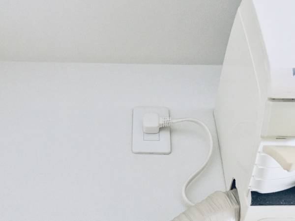 エアコンを使うなら専用コンセントが必須　その理由に「納得」「理解しました」