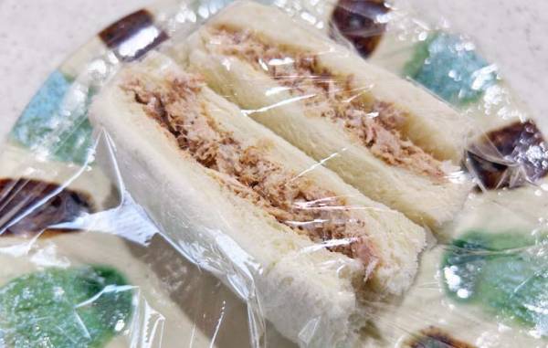 ツナマヨにあの粉を入れると？　試した結果に「よく吸った」「ずっとやる」