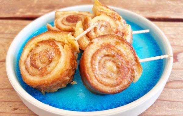 残ったパンの耳　クルクル巻くと…「うまみギュッ」「テンション上がった」