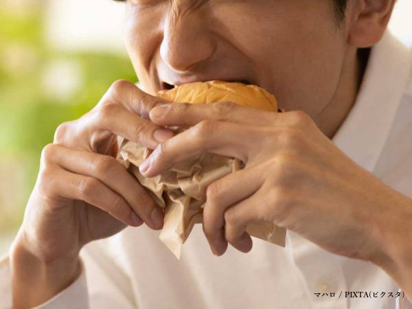 あるハンバーガーチェーン店の投稿に、ネットざわつく　「何を考えているんだ…！？」