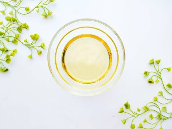 「容器からお湯が漏れ出ます」　カップラーメンに入れてはいけない調味料は…