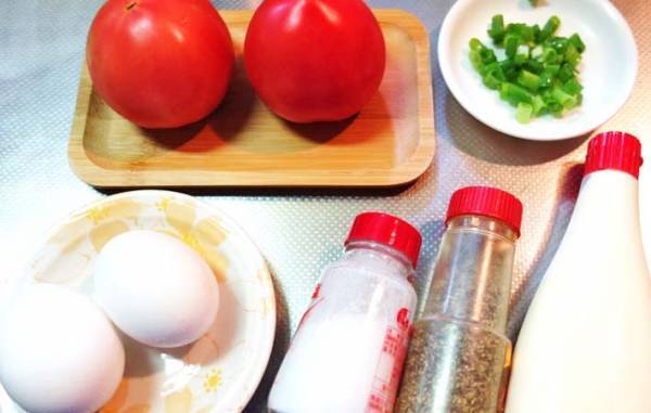 「大さじ２杯入れてみて」　炒め物の卵が硬くならない裏技