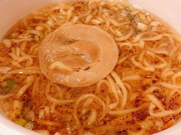 カップ麺に入れないで！　意外とやりがちな日常のNG行為　６選に「ギクッ…」