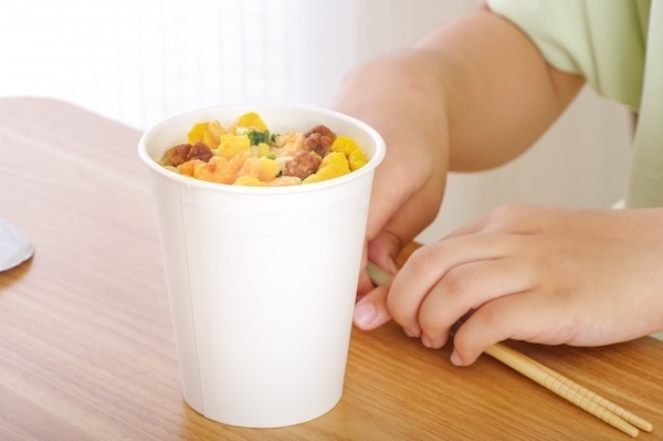 カップ麺に入れないで！　意外とやりがちな日常のNG行為　６選に「ギクッ…」