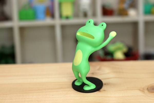 「腰が終わる瞬間だ」　『ぎっくり腰』のカエルに、吹きだす人続出