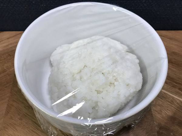 ピンと張る？ゆるめ？　正しいラップのかけ方に「間違えてた」「知らなかった」