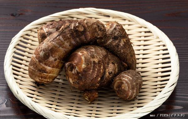 サトイモを切ったら、断面に赤い筋や斑点が！　JAに聞いた『正体』は…