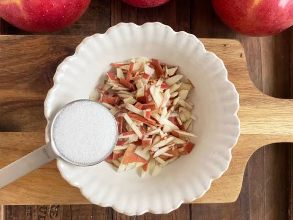 絶対試してみて！　リンゴの皮の活用法に目からウロコ