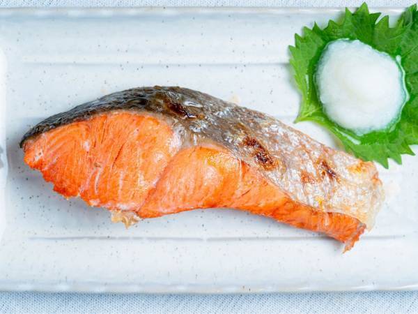 「どこも同じだと思ってた」　『鮭の切り身』の選び方を企業が解説