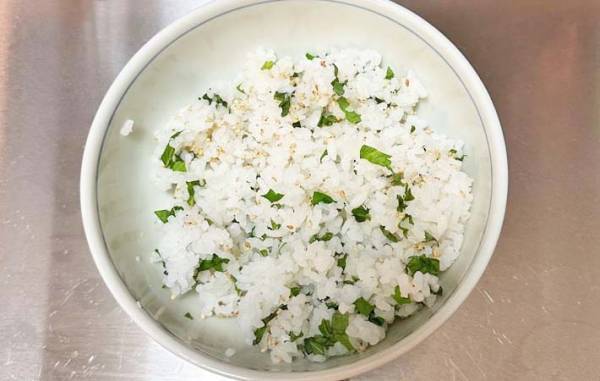 焼き肉のタレ、いつも使い切ってる？　エバラの食べ方に「染み込んでうまい！」