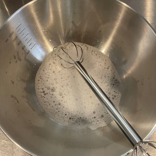 「汚れが落ちた！」　重曹をホイップ状にすると…　「これすごい」「見たことない」