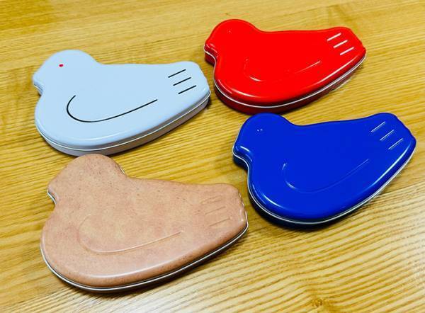 『鳩サブレ―』が届いたダンボール　『取扱注意』のマークを見ると…？