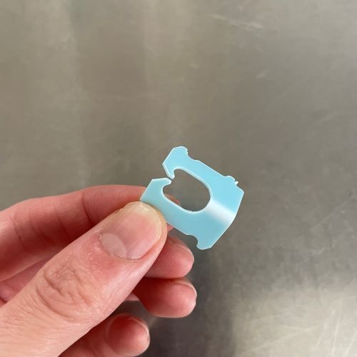 『意外と知らないかも』　食パン袋の留め具の正しい使い方が…？　「マジかよ」「衝撃」