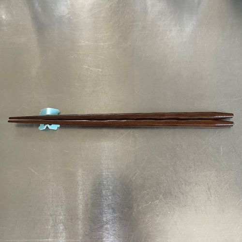 『意外と知らないかも』　食パン袋の留め具の正しい使い方が…？　「マジかよ」「衝撃」