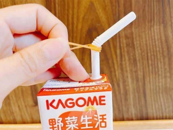 ストローに輪ゴムを引っかけて…　試した結果に「みんなやって！」