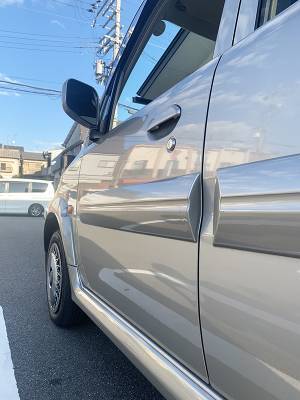 小学生のボールが車に衝突　笑って許そうとしたら？「すげえ」「正しい教育の形」