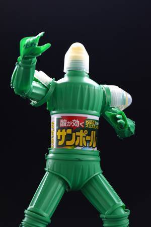 トイレ用洗剤の空容器で？　誕生した１枚に『７万いいね』