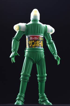 トイレ用洗剤の空容器で？　誕生した１枚に『７万いいね』